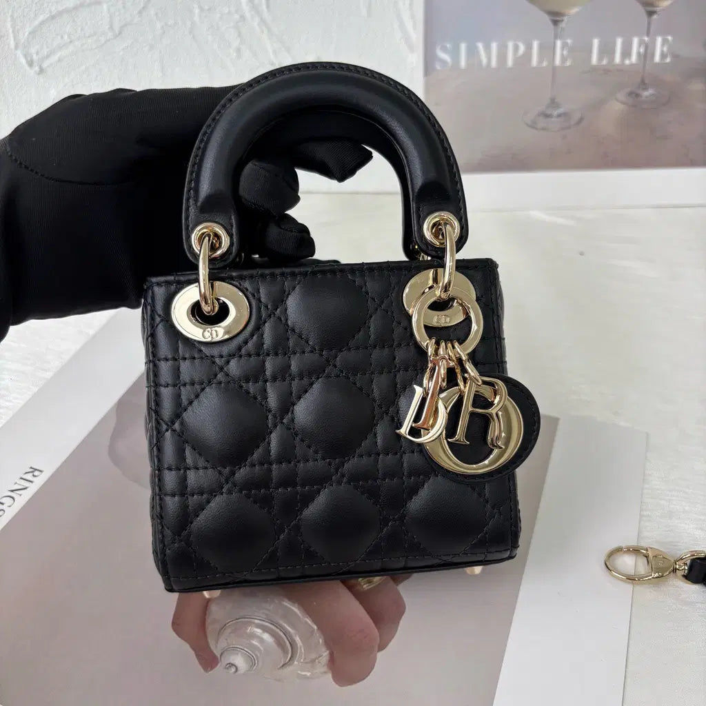 Sac à mains en cuir Dior